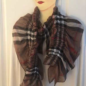 Plaid scarf brown and red can be worn multiple ways